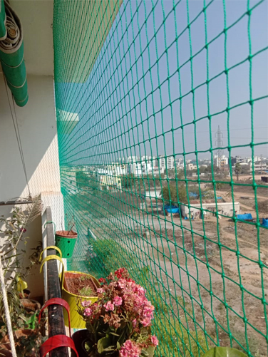 Balcony pigeon nets